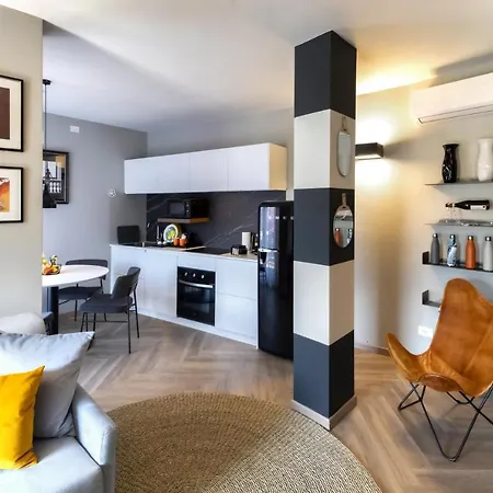 Scalinata San Rocco Apartment Limone sul Garda